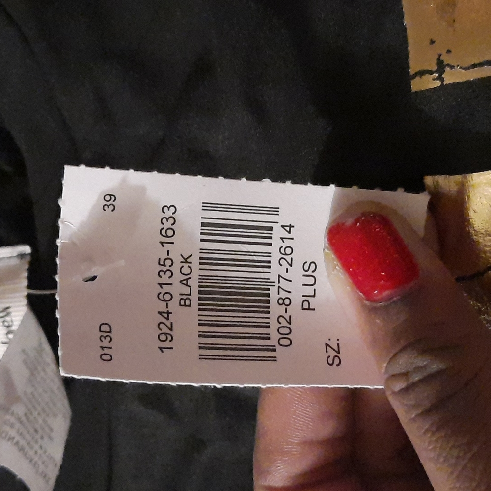 Crop Top OMFG Gold Lettered Plus Size 3XL - Picture 2 of 5